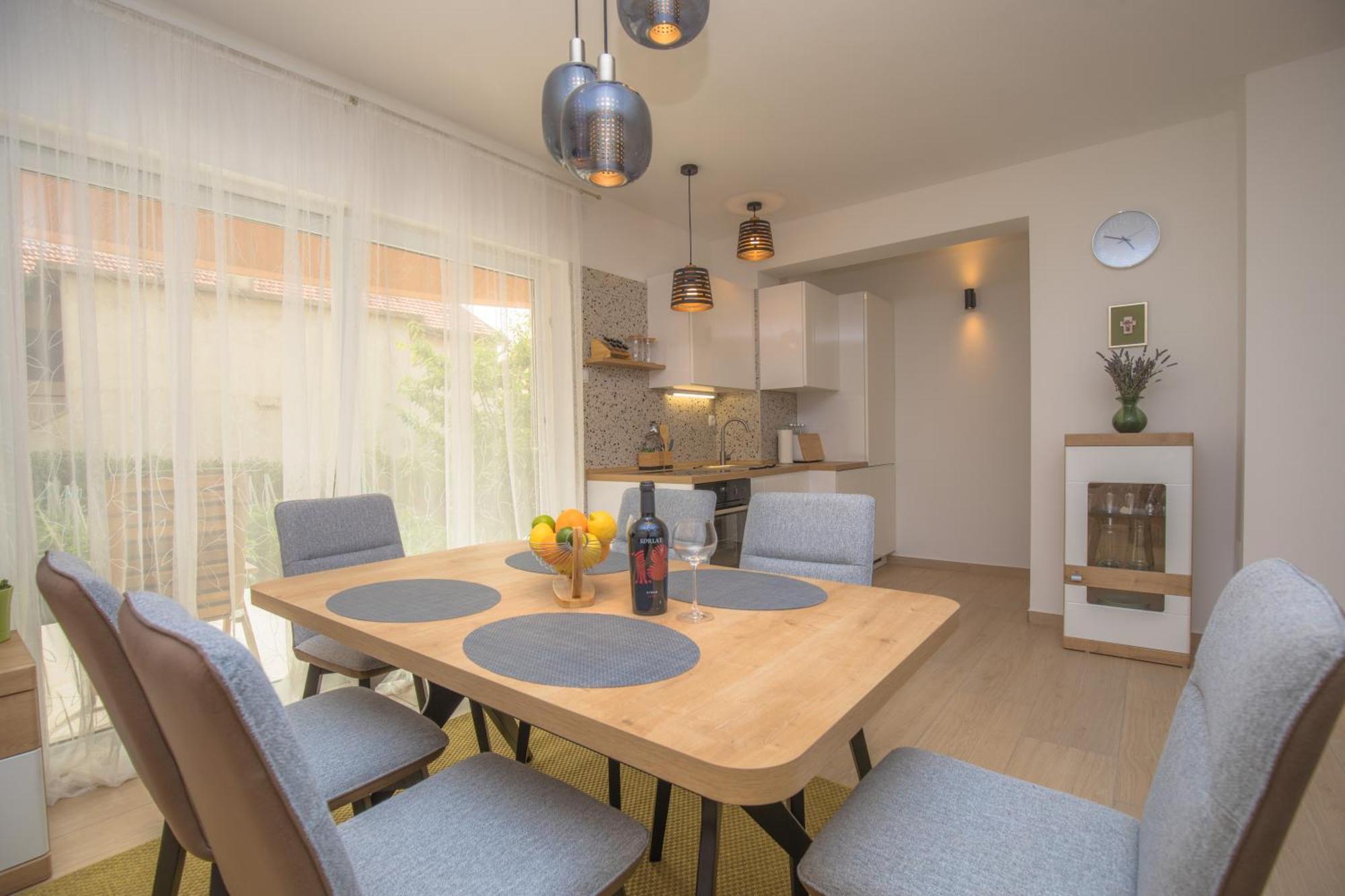 Elena Apartment ชิเบนิก ภายนอก รูปภาพ