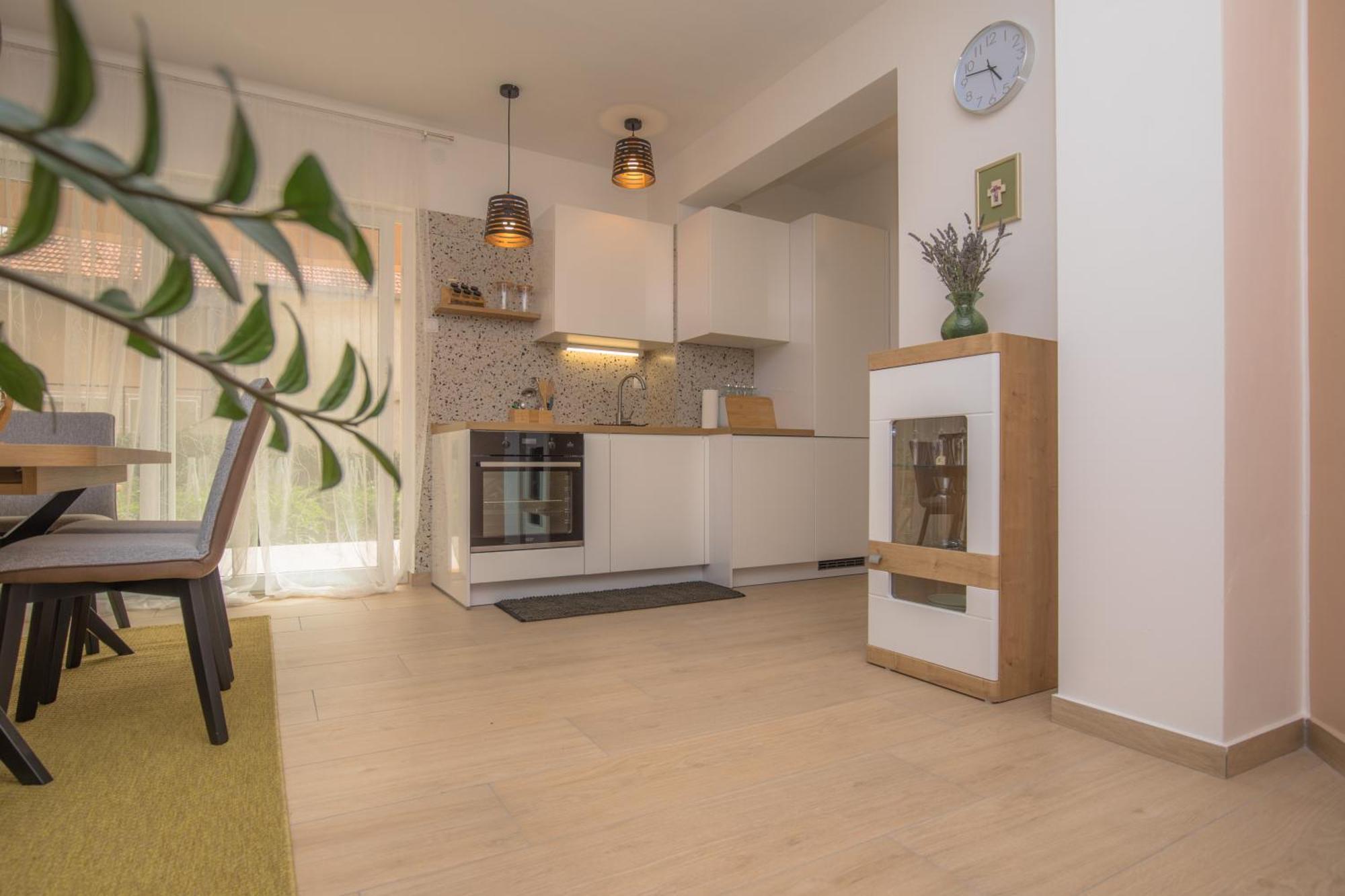 Elena Apartment ชิเบนิก ภายนอก รูปภาพ