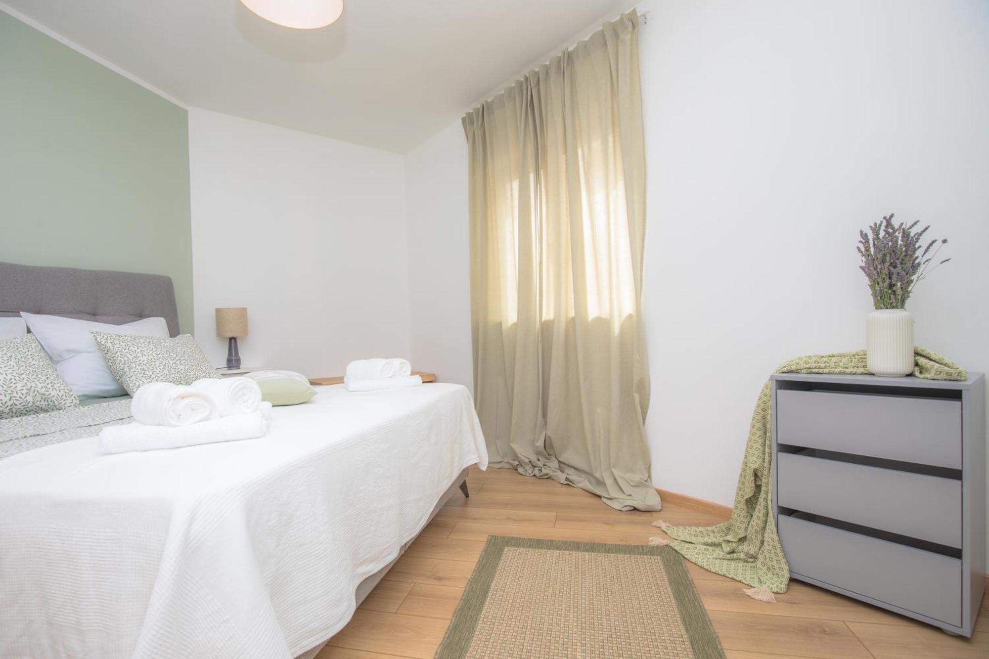 Elena Apartment ชิเบนิก ภายนอก รูปภาพ