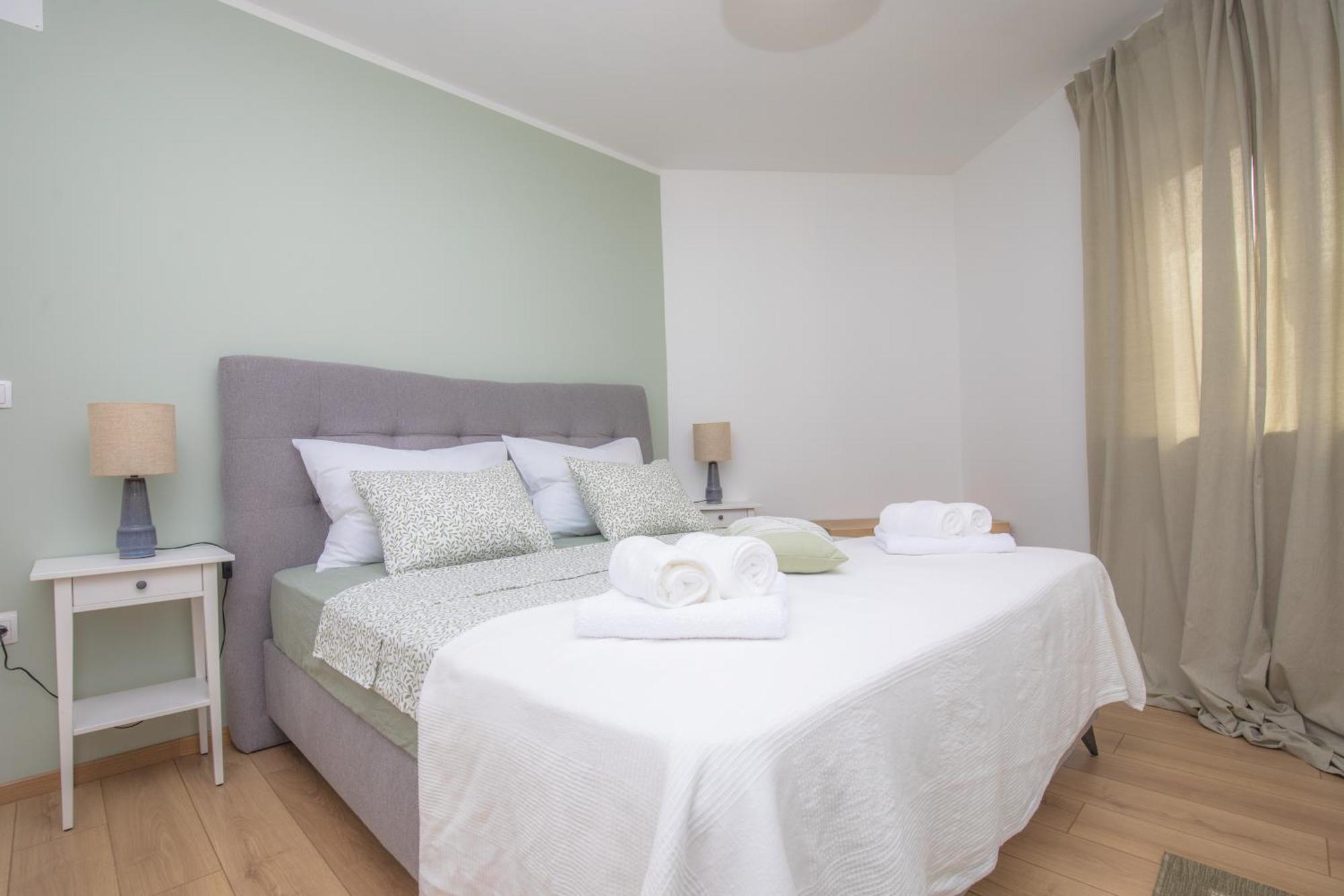 Elena Apartment ชิเบนิก ภายนอก รูปภาพ